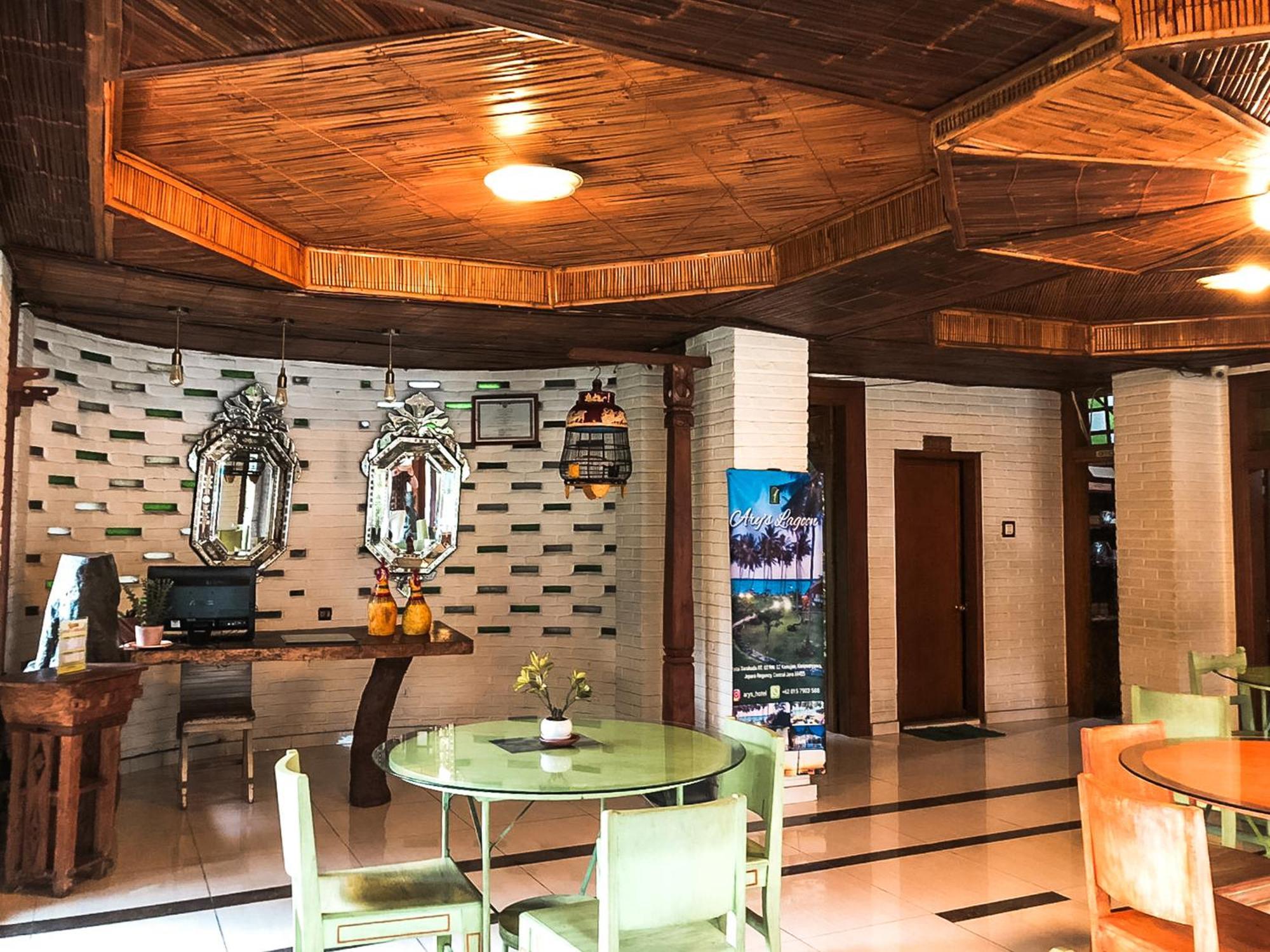 Arys Garden Hotel Yogyakarta Exterior foto