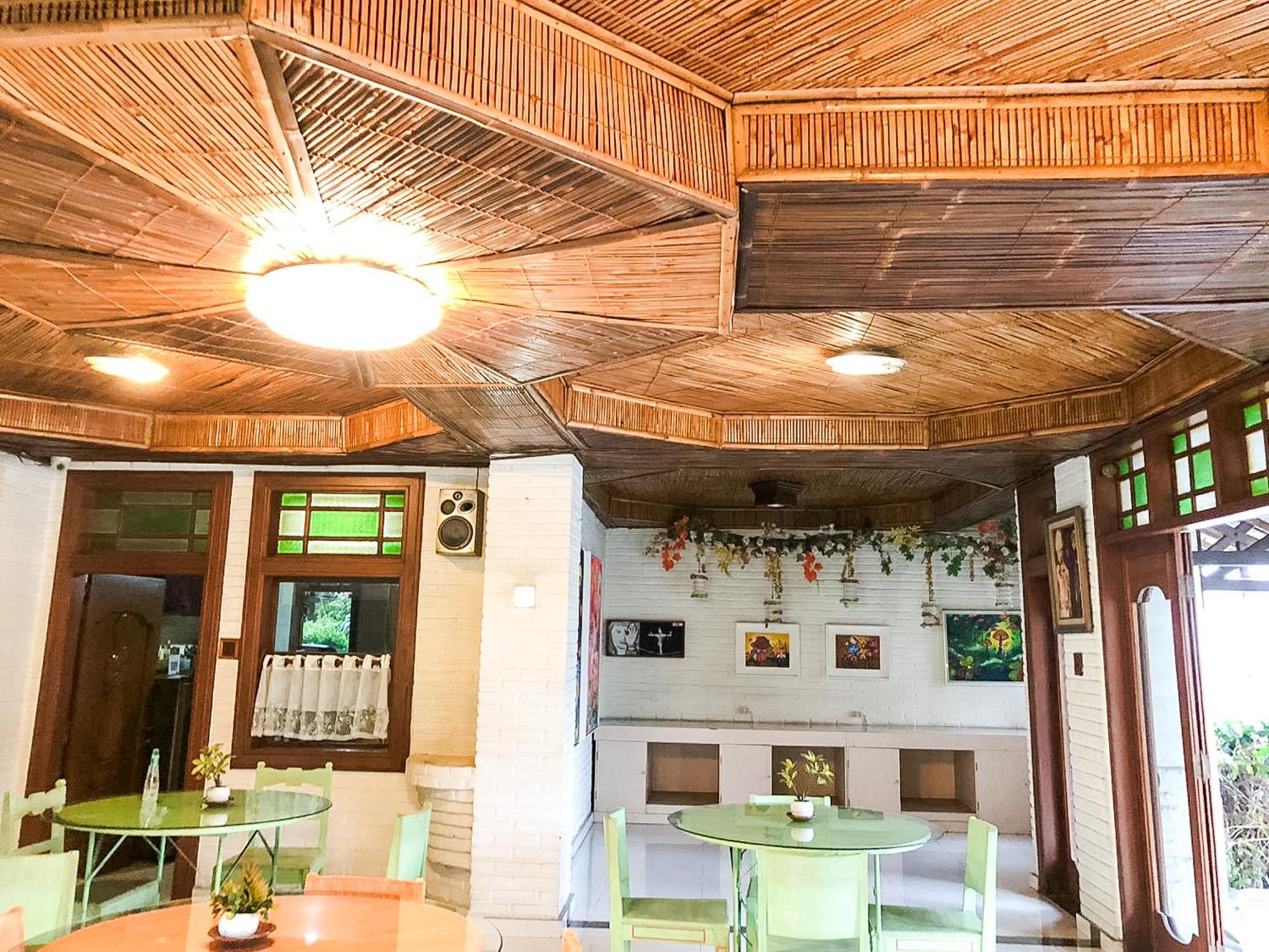 Arys Garden Hotel Yogyakarta Exterior foto