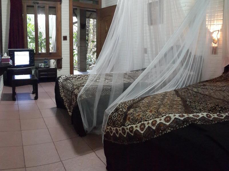 Arys Garden Hotel Yogyakarta Exterior foto